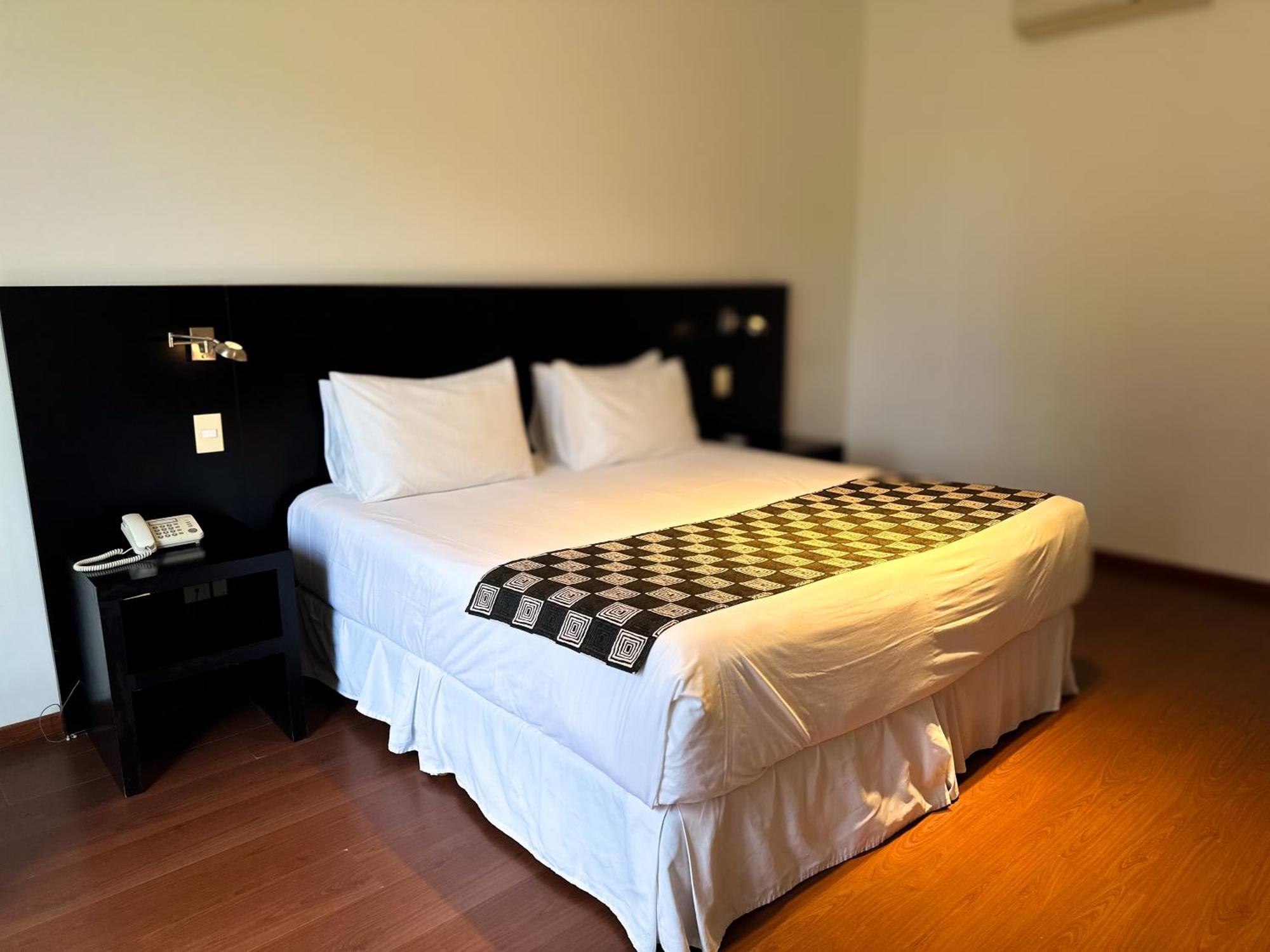 Casa Del Sol Hotel & Restaurante 콜로니아델사크라멘토 객실 사진