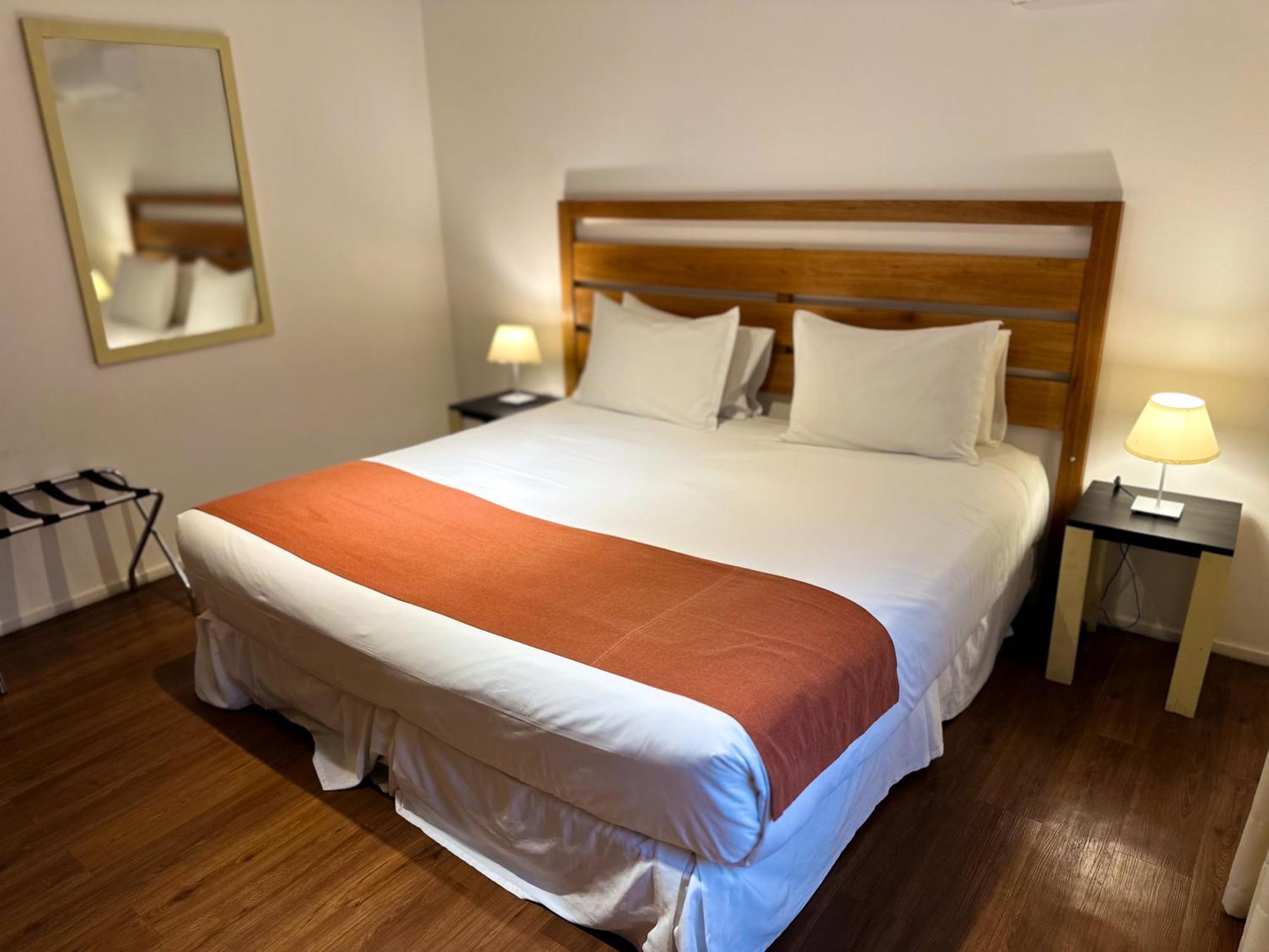 Casa Del Sol Hotel & Restaurante 콜로니아델사크라멘토 객실 사진